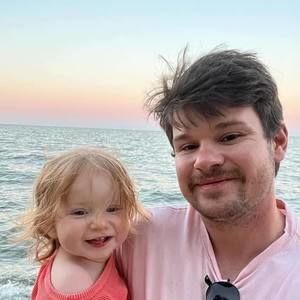 Meet your Posher, Maxwell